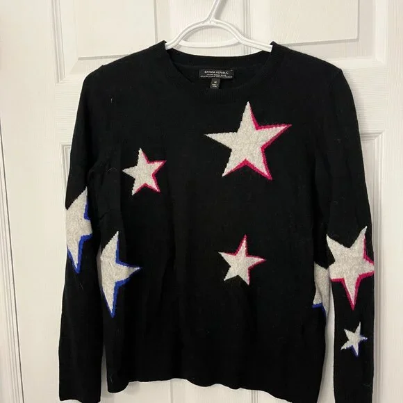 Banana Republic Star Sweater - Picture 3 of 5